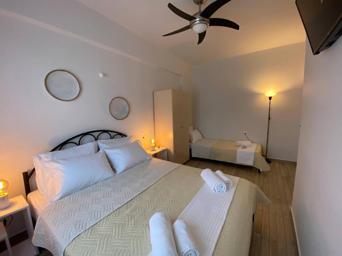 Zen Seaside Apartment Kalamaki  Esterno foto