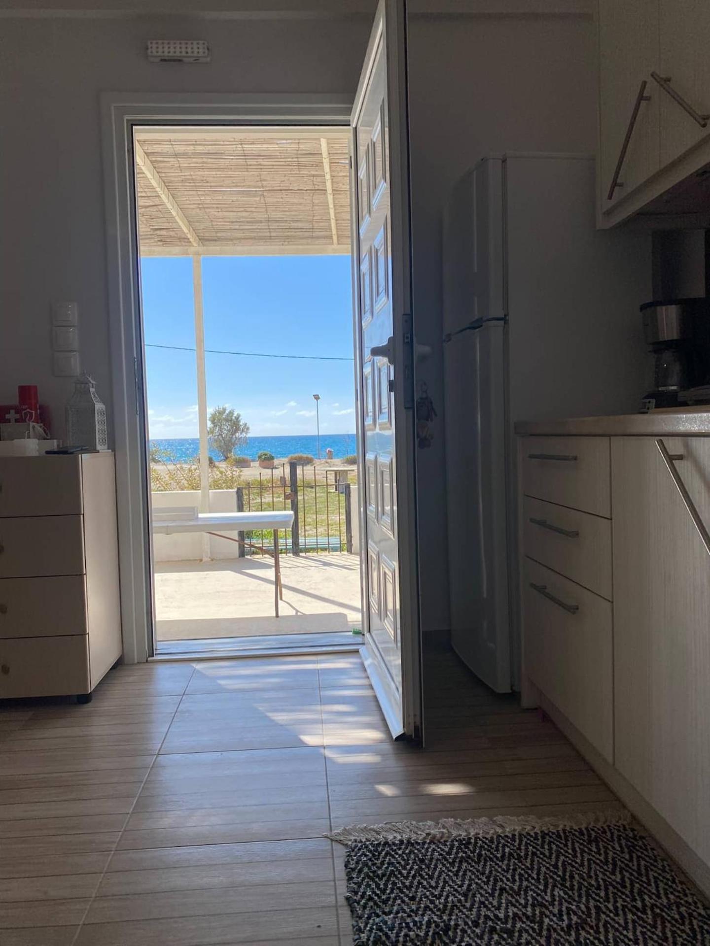 Zen Seaside Apartment Kalamaki  Esterno foto